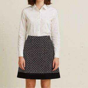 Ann Taylor Petite A-Line Skirt – Black Geo Print‎ with Contrast Hem (Size 4P)